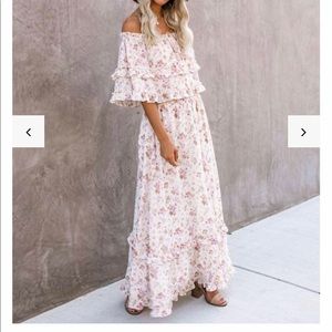 VICI OTS maxi dress, never worn NWT